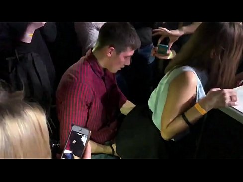 ❤️ sex tūturu i roto i te nightclub Russian. 18-tau-tawhito Russian kotiro i roto i te nono me te tara fucked i roto i te nightclub ️ Ataata whakaeneene i mi.pornpictureshq.ru ❌️